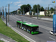 ЛАЗ-Е301D1 #3216 главного маршрута Евро-2012 на проспекте Гагарина перед железнодорожным путепроводом