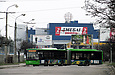 ЛАЗ-Е301D1 #3220 34-го маршрута выезжает на улицу Барабашова с разворотного круга конечной станции "Улица Героев труда"