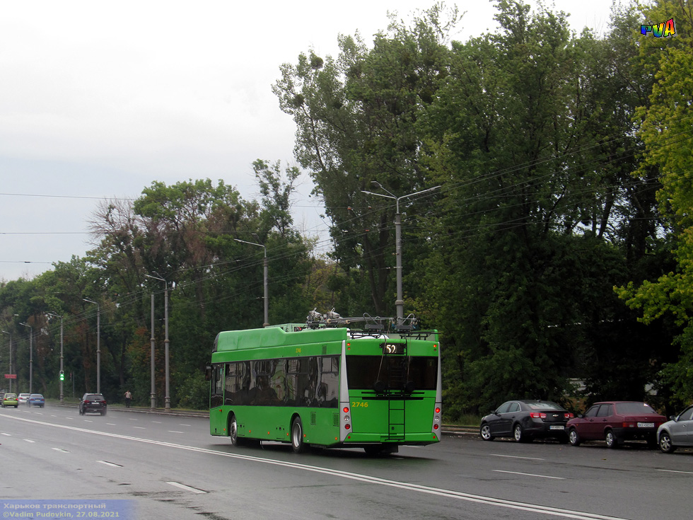 PTS-12 #2746 52-го маршрута на Московском проспекте в районе станции метро "Индустриальная"