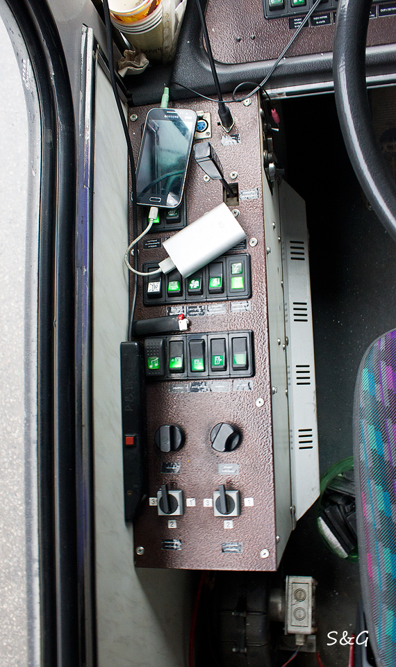 Škoda 15Tr13/6M #2503, боковая панель приборов