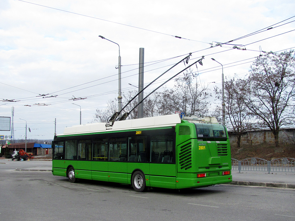 Škoda-24Tr #2801 31-го маршрута прибыл на конечную "Северная Салтовка"