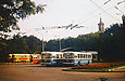 ЗИУ-5Г #594 14-го маршрута и ЗИУ-5Г #609 маршрута Р (Горпарк - Ул. Рудика) на конечной "Парк им. Горького"