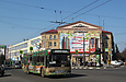 ЗИУ-682Г-016-02 #2307 6-го маршрута на перекрестке улицы Вернадского и проспекта Гагарина