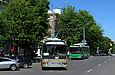 ЗИУ-682Г-016-02 #2307 18-го маршрута и #3307 2-го маршрута на проспекте Ленина возле улицы Космической
