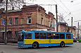 ЗИУ-682Г-016-02 #2318 3-го маршрута на перекрестке улицы Кузнечной и Лопатинского переулка