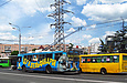 ЗИУ-682Г-016-02 #2324 3-го маршрута на улице Вернадского возле станции метро "Проспект Гагарина"