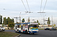 ЗИУ-682Г-016-02 #2337 31-го маршрута поворачивает с проспекта Льва Ландау на Юбилейный проспект