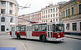 ЗИУ-682 #243 16-го маршрута поворачивает с улицы Кооперативной в переулок Короленко