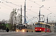 ЗИУ-682 #346 13-го маршрута и Tatra-T3SUCS #4001 5-го маршрута на Корсиковском путепроводе