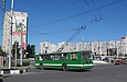 ЗИУ-682 #352 40-го маршрута на проспекте Людвига Свободы разворачивается на временной конечной станции "Проспект Победы"