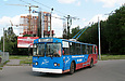 ЗИУ-682 #366 2-го маршрута выезжает на проспект Ленина с разворотного круга возле станции метро "Научная"