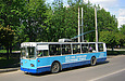 ЗИУ-682 #775 3-го маршрута на проспекте Героев Сталинграда за перекрестком с улицей Садовопарковой
