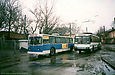 ЗИУ-682 #830 и ЮМЗ-Т1 #2009 6-го маршрута на конечной станции "Кинотеатр "Зірка"