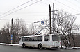 ЗИУ-682Г-016(012) #888 11-го маршрута на улице Китаенко подъезжает к остановке "Ж/д станция "Новая Бавария"