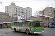 ЗИУ-682 #63 11-го маршрута следует с улицы Малиновского на улицу Конева, пересекая улицу Полтавский шлях
