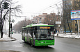 ЛАЗ-Е183А1 #2102 27-го маршрута на улице Елизарова подъезжает к остановке "Улица Социалистическая"