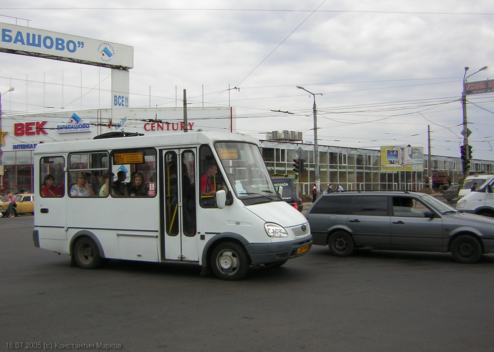 БАЗ-2215 гос.# 005-99ХА 201-го маршрута на проспекте 50-летия ВЛКСМ возле перекрестка с улицей Академика Павлова