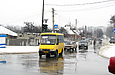 БАЗ-22151 гос.# 015-99ХА 207-го маршрута поворачивает с улицы Механизаторской на улицу Академика Павлова