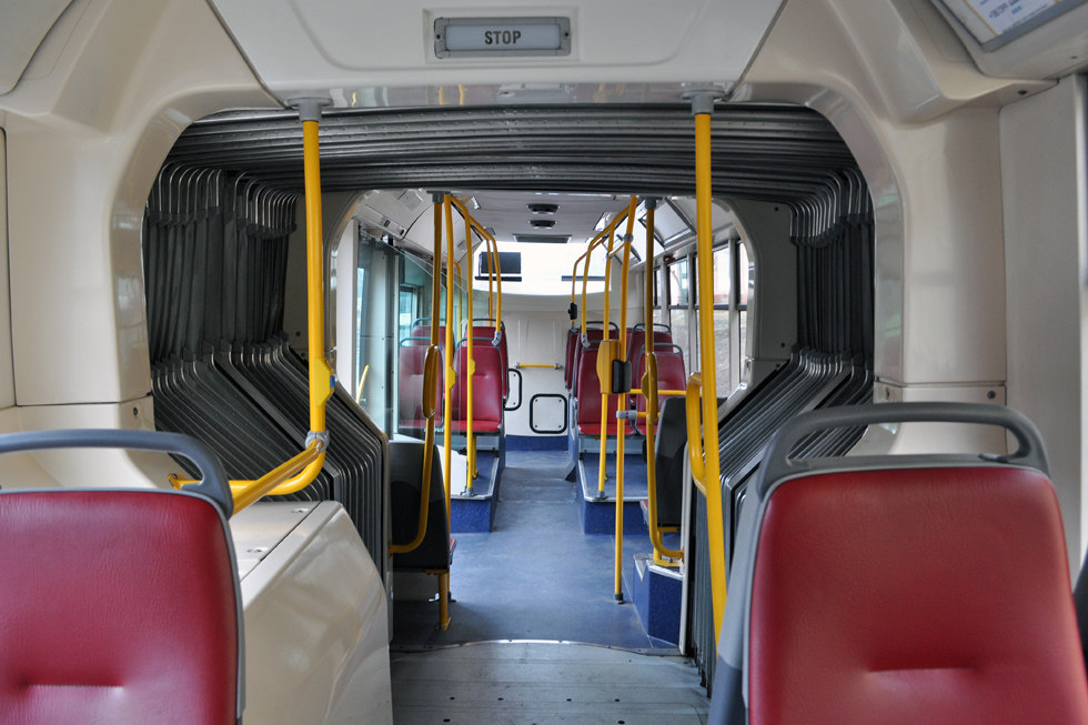 Irisbus Citelis 18M гос.# AX0641MP. Салон автобуса, узел сочленения и прицеп