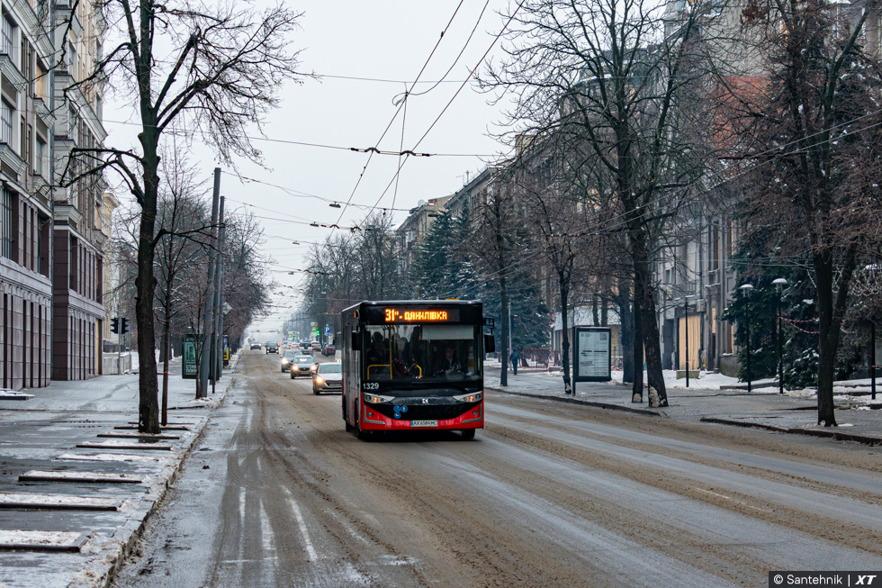 Karsan Atak гос.# AX6584MC 31-го маршрута на улице Сумской в районе улицы Динамовской