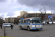 ЛАЗ-695НГ гос.# 004-85ХА 119-го маршрута на площади Свободы