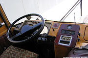 ЛиАЗ-677М 012-13 ХА, кабина водителя