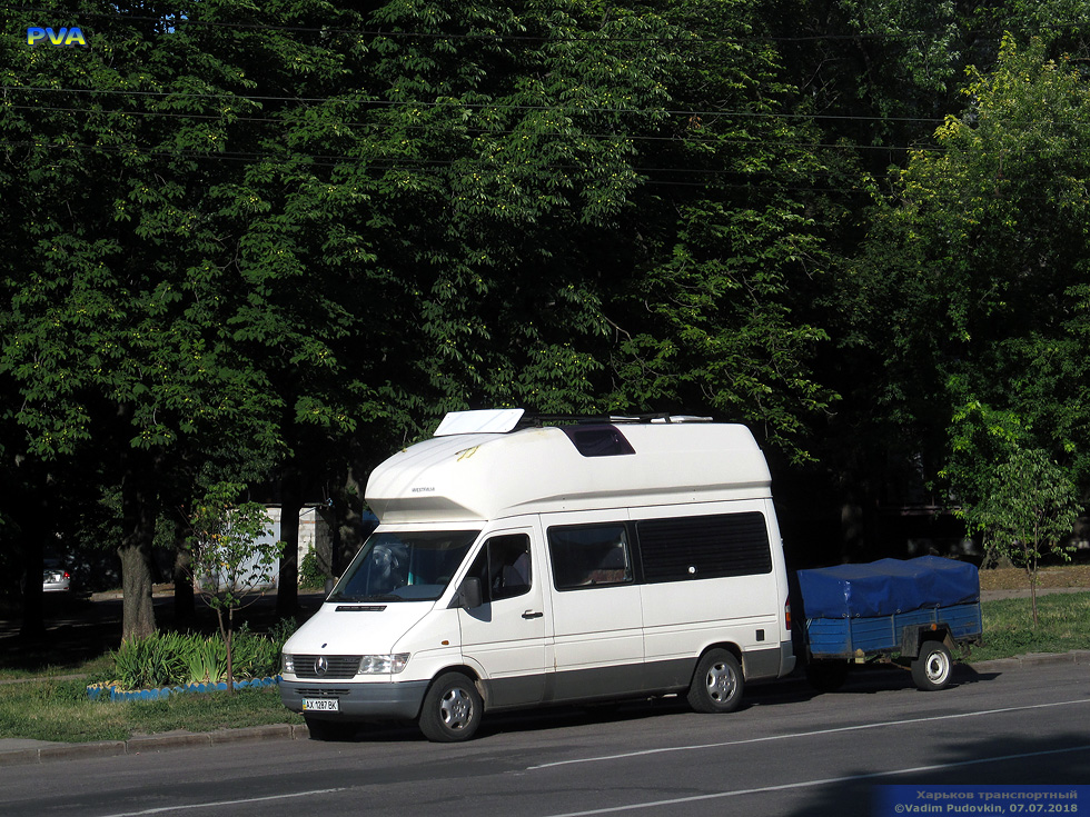 Mercedes-Benz Sprinter 312D гос.# АХ1287ВК на Юбилейном проспекте в районе дома №71