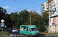Рута СПВ-17 гос.# 004-89ХА 261-го маршрута поворачивает с улицы Плиточной на улицу Шариковую