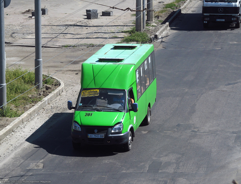 Рута-20 гос.# АХ7945ВВ 267-го маршрута на Московском проспекте возле Коммунального путепровода