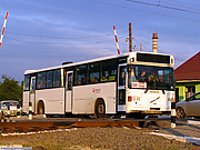 Saffle System 2000 (Volvo B10B-70) гос.# AX8424AK 354-го маршрута в Дергачах на переезде возле о.п. Моторная
