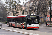 Solaris Urbino 15 гос.# АХ6706МК 204-го маршрута на проспекте Архитектора Алешина между улицей Косарева и Александровским проспектом
