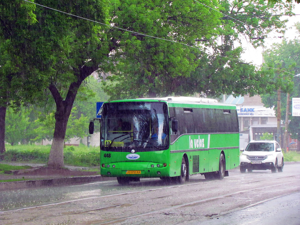 Sunsundegui Interstylo II (Volvo B10M) гос.# АХ0720АА 40-го маршрута на улице Котлова в районе Винницкого переулка