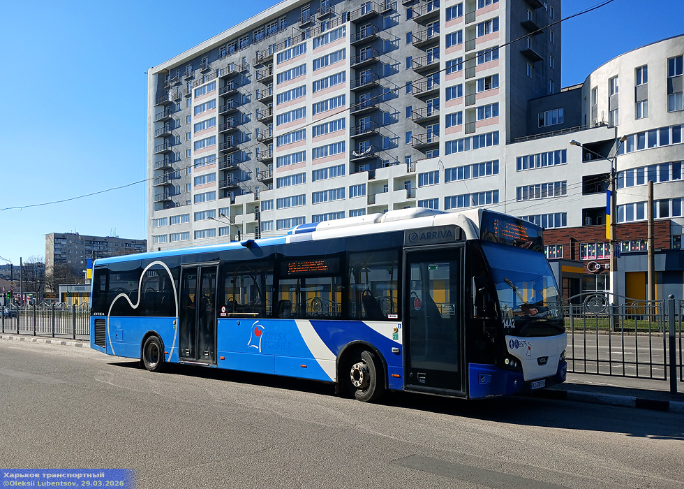 VDL Citea LLE-120 гос.# АХ6783РА 243-го маршрута на терминале возле станции метро "Холодная гора"