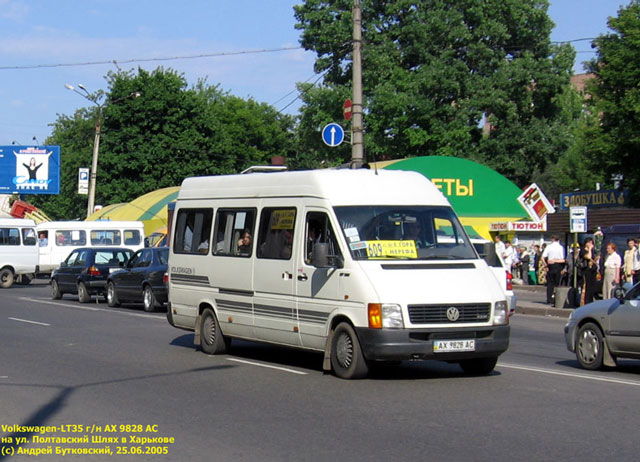 Volkswagen-LT35, гос.# АХ 9828 АС, пригородный маршрут 609, на улице Полтавский шлях
