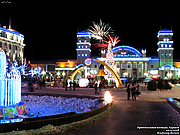 Площадь Привокзальная во время новогоднего салюта