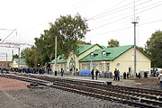 Новый вокзал станции Огульцы, вид с "харьковской" стороны платформы для электропоездов