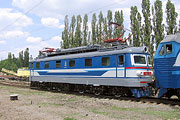 Электровоз ЧС2-635 в районе Северного терминала станции Харьков-Пассажирский