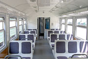 Пассажирский салон дизель-поезда ДР1А-272 (вагон 8)