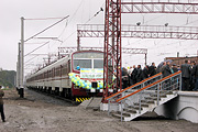 Электропоезд ЭПЛ9Т-013 на станции Огульцы