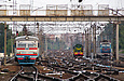 ЭР2Т-7104, ЧМЭ3-4259 и ЧС4-153 на станции Харьков-Пассажирский