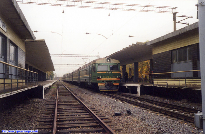ЭР2Т-7110 на станции Лосево