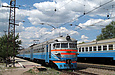 ЭР2-340 сообщением Харьков-Левада — Изюм отправляется от станции Змиев