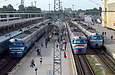 ЭР2-392, ЭР2-355 и ЭР2-571 на станции Харьков-Пассажирский