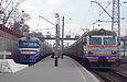 ЭР2-636/336 и ЭР2Р-7073 на станции Харьков-Пассажирский