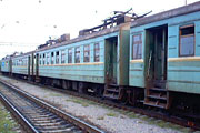 Моторный вагон #1521 в составе электропоезда из вагонов Ср3 на станции Славяногорск