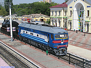 ТЭП70-0068 и Эр-774-40 на станции Основа