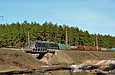 ВЛ82м-041 с грузовым поездом на перегоне Основа - Терновая проходит мост через речку Студенок