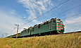 ВЛ82м-042 с грузовым поездом на перегоне Основа - Терновая