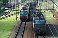 Сплотка из ВЛ11.8-651 и ВЛ11.8-642 с грузовым поездом и ВЛ82м-042 на станции Харьков-Сортировочный
