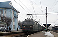 ВЛ82м-052 с поездом №112 Львов — Харьков перед отправлением от станции Люботин